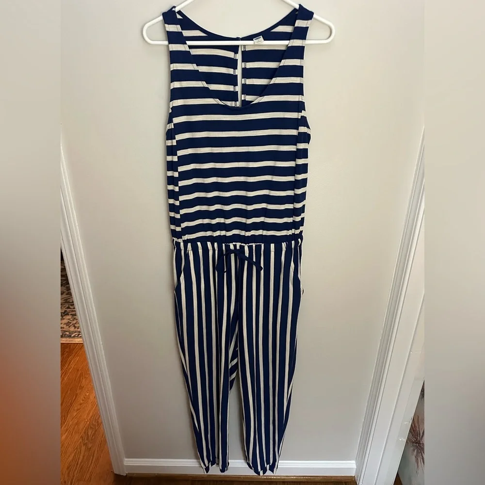 Old Navy Blue and White Striped Jumpsuit Jogger Medium EUC